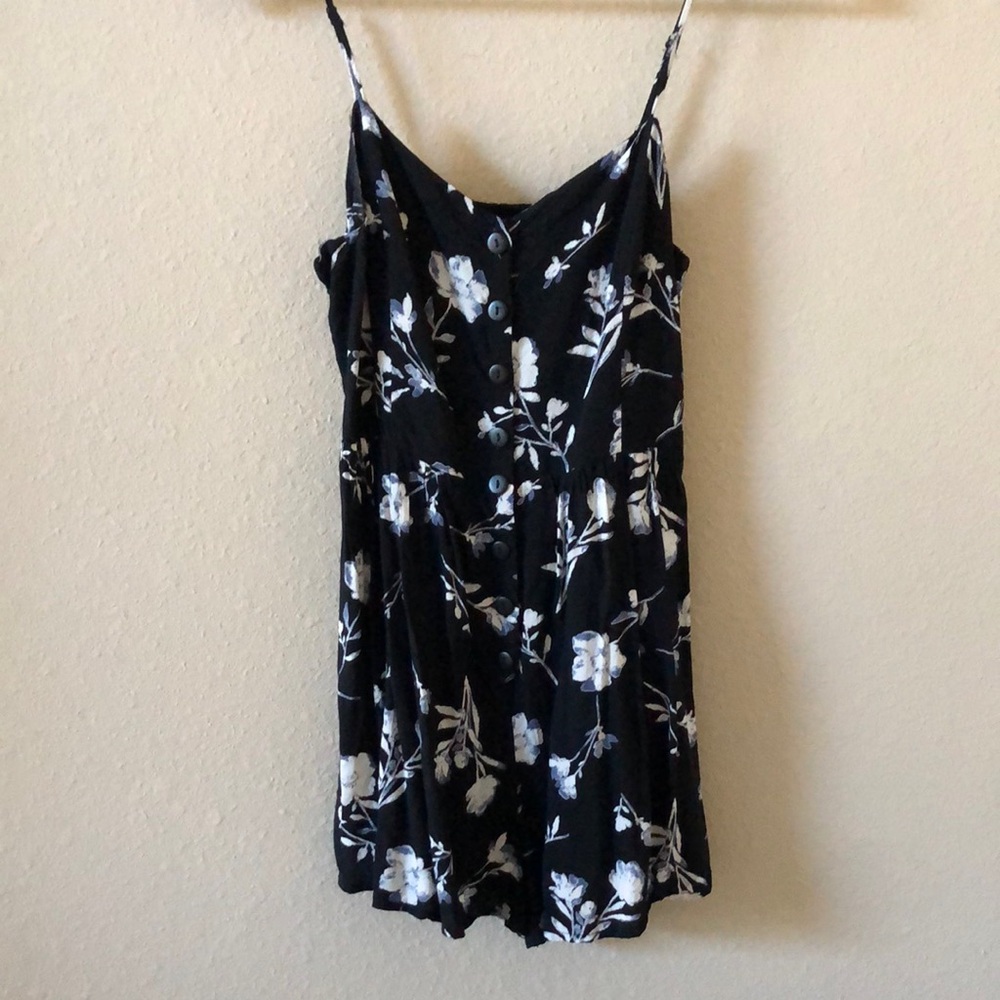 Urban Outfitters Black Floral Romper Size M